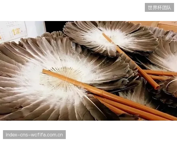 当非遗遇上综艺和游戏:我们应该如何避免那些生搬硬套、甚至引发文化冲突的“跨界融合”? 当非遗遇上综艺和游戏:我们应该如何避免那些生搬硬套、甚至引发文化冲突的“跨界融合”?